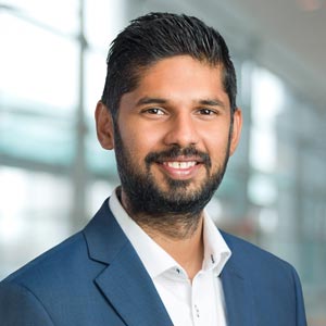Digital Transformation Insights from Construction and Fabrication Industry